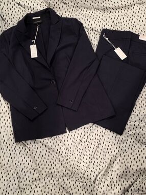 NWT Navy Two-Piece Blazer & Pant Set